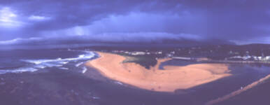 A southerly blow approaching over Narrabeen Beach
